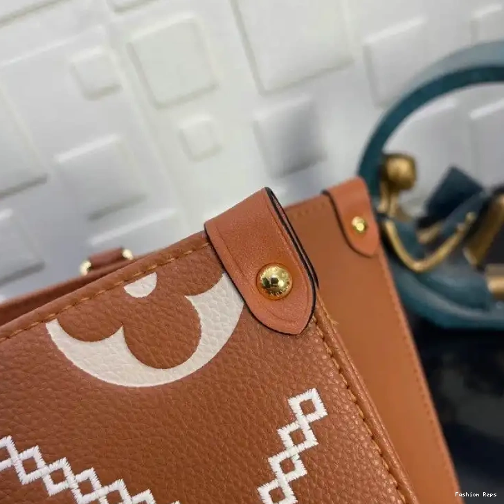 Fashion Reps 2201DJ0057 Bag LV 0606